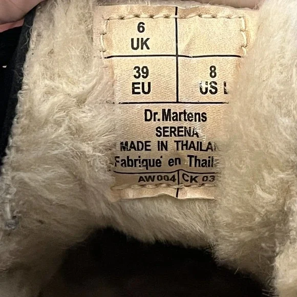 Dr Martens Boots Size 8 Black Leather 1460 Serena Faux Fur Lined Lace Up - Picture 13 of 14